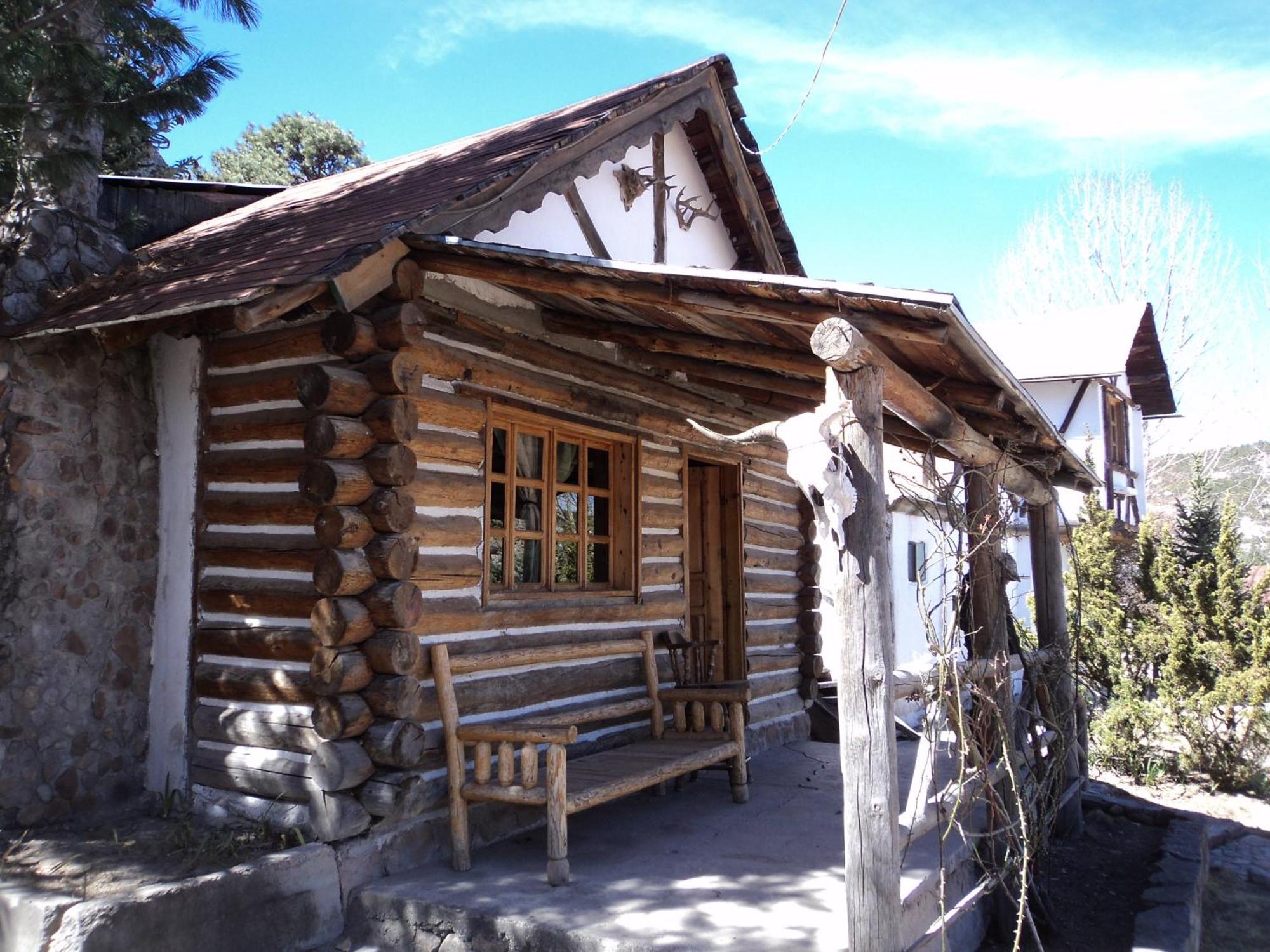 קריל Cabanas Montebello Inn מראה חיצוני תמונה
